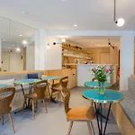 Montholon 3* Paris