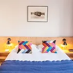 Montholon 3* Paris