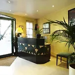 Hotel Montholon Paris