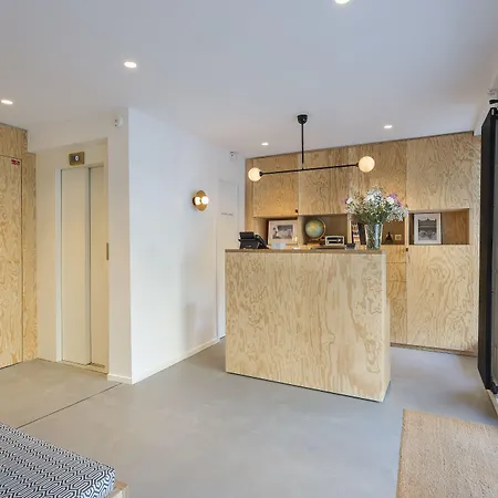 Hotel Montholon 3*