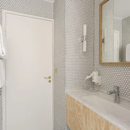Montholon Hotel Parigi