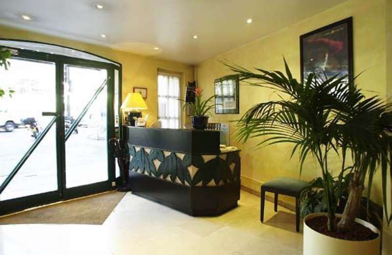 Hotel Montholon Paris